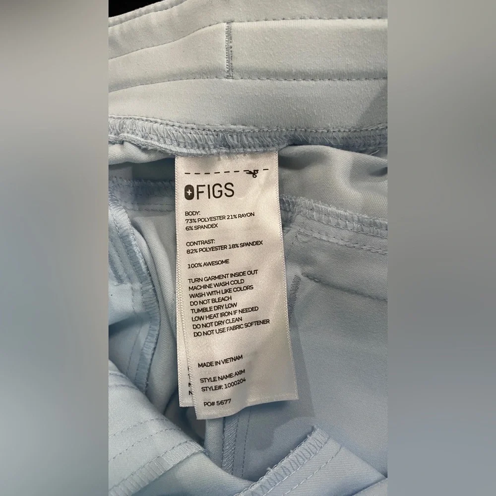 Figs Axim Cargo Pants Men’s Size Medium Light Blue / Open Skies
